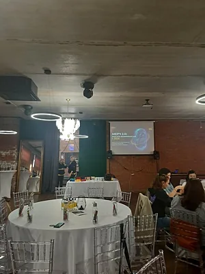 Food Factory, Зал — фото
