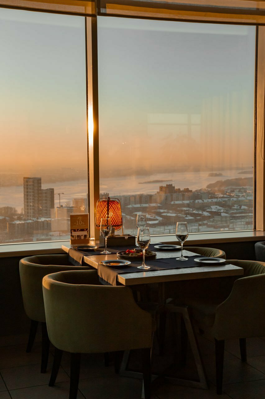 Зал — Sky lounge
