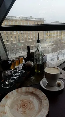 Гриль бутыль, Зал — фото