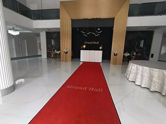 Grand Hall, Зал — фото