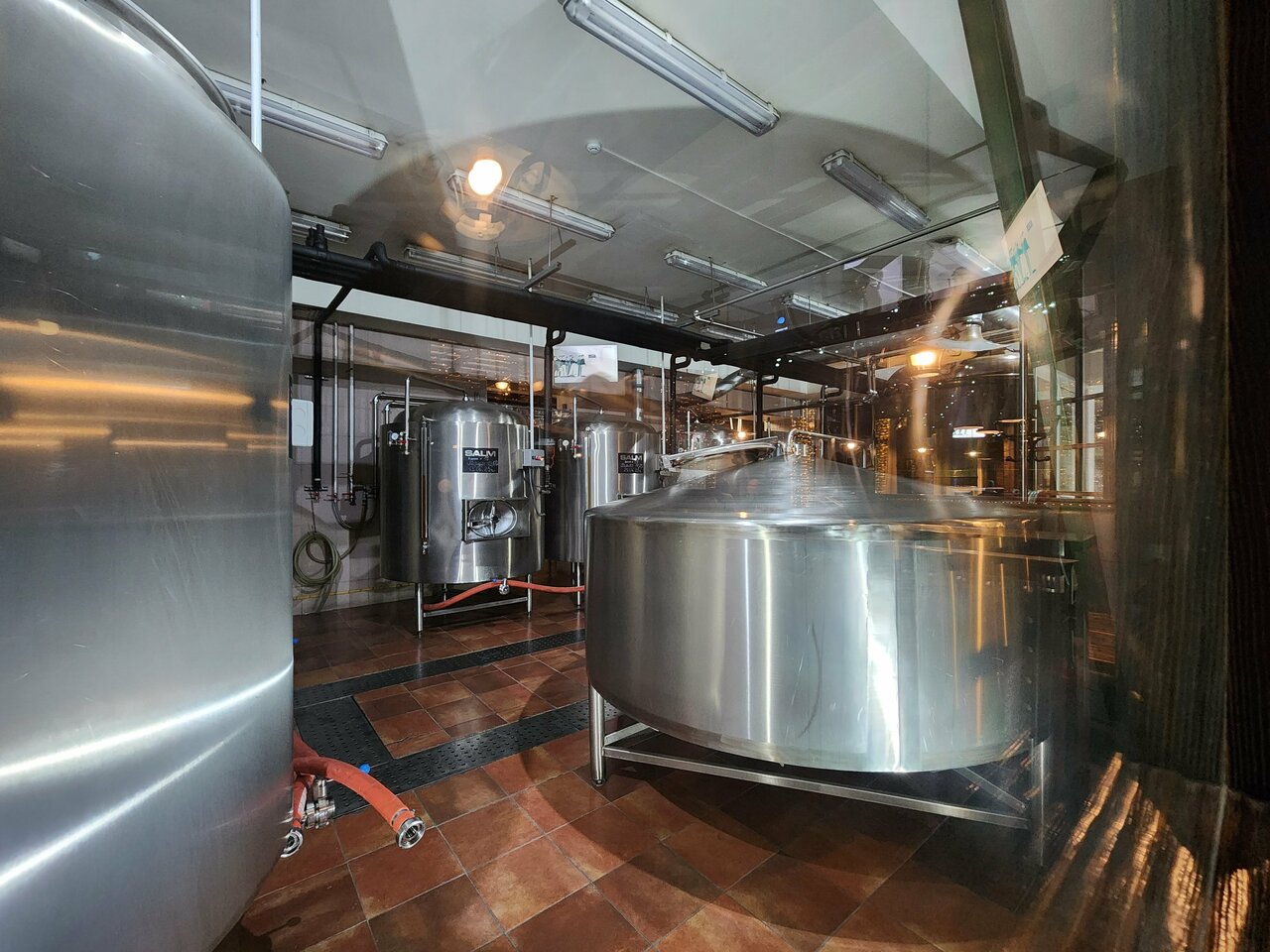 Зал — Bierhof