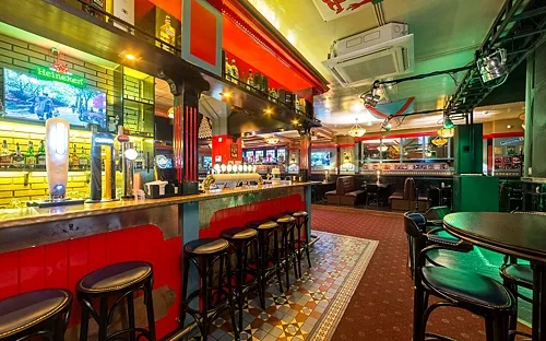 London bar, Новосибирск — фото площадки