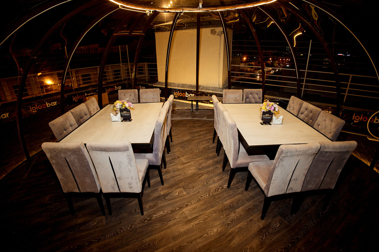 Зал — Igloobar