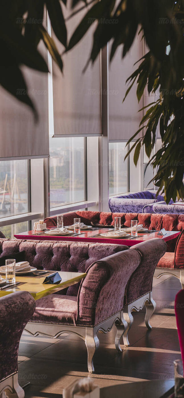 Зал — Extra Lounge