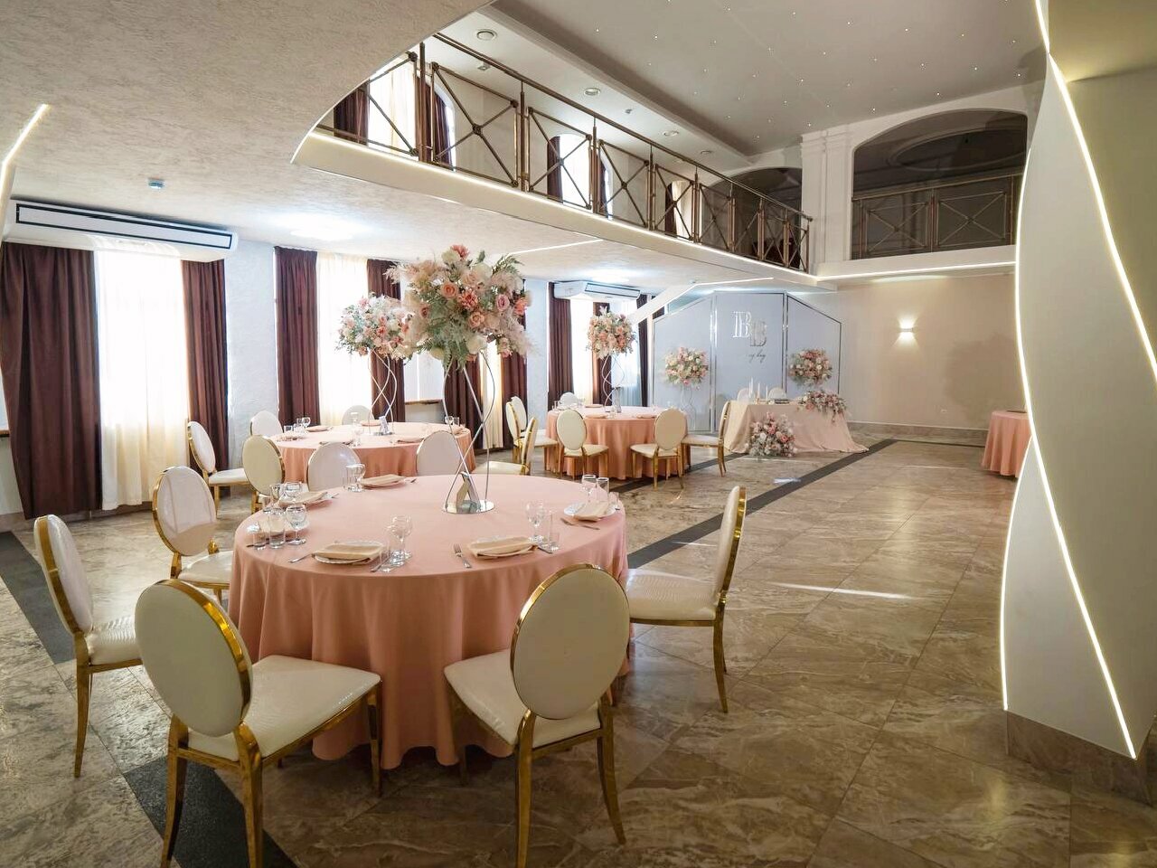 Зал — Garden Hall