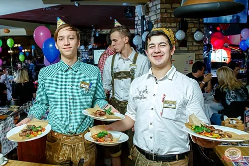 Максимилианс, Челябинск — фото площадки