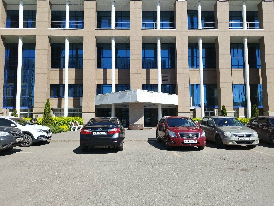Зал — Столовая
