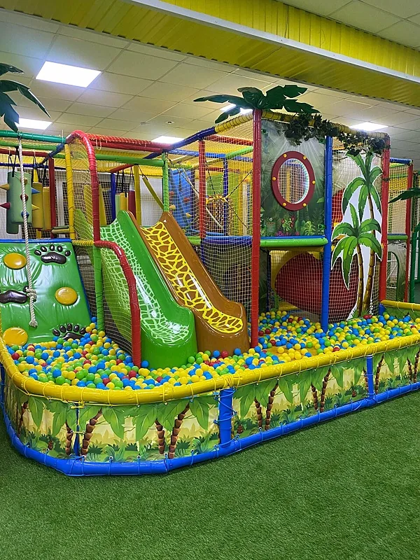 Джунгли, Ижевск — фото площадки