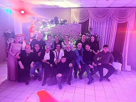 Мы Же на Ты, Зал — фото