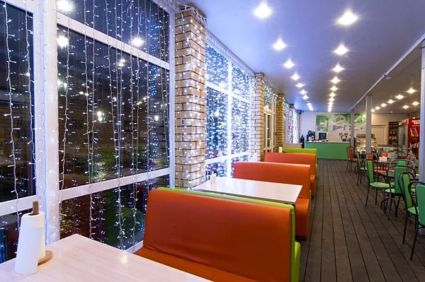Green Cafe, Зал — фото