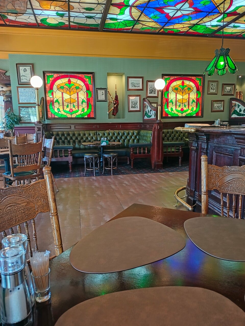 Зал — The London Pub