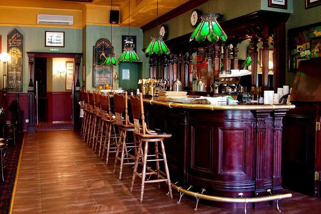 The London Pub, Иркутск — фото площадки