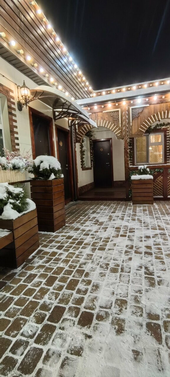 Зал — Бакинский дворик