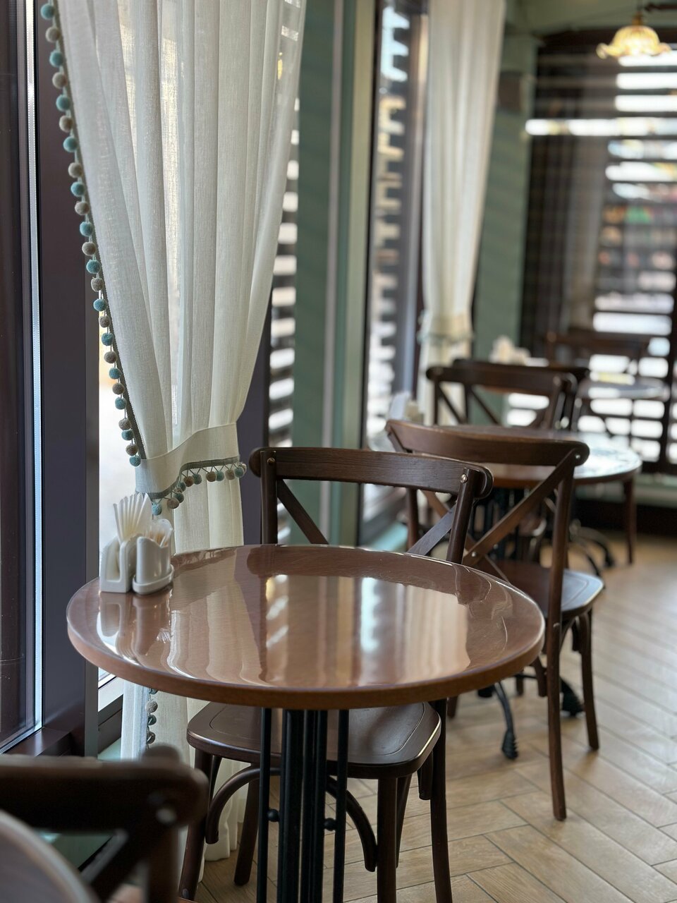 Зал — Cafe La Place Exquise