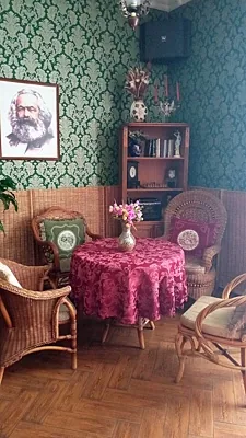 Зойкина Квартира, Зал — фото