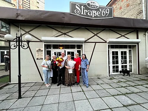 Strabe 69, Владивосток — фото площадки
