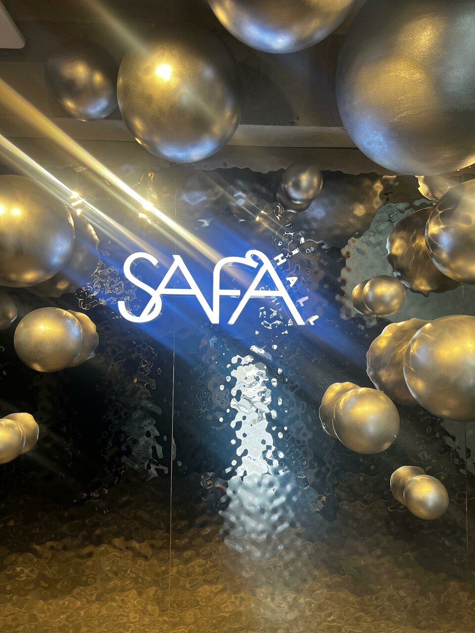 Зал — Safa hall