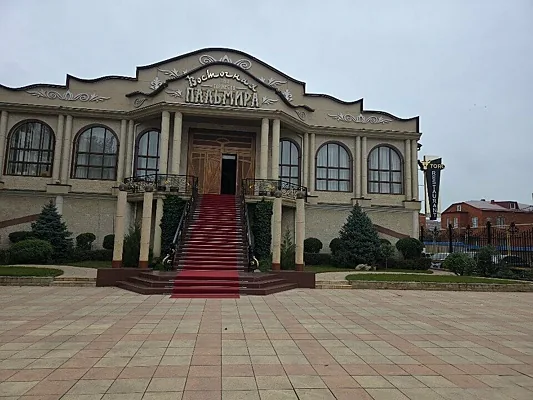 Восточная пальмира, Зал — фото