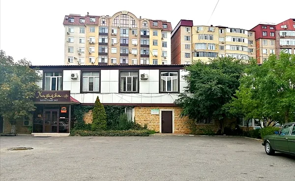 Хадиджа, Зал — фото