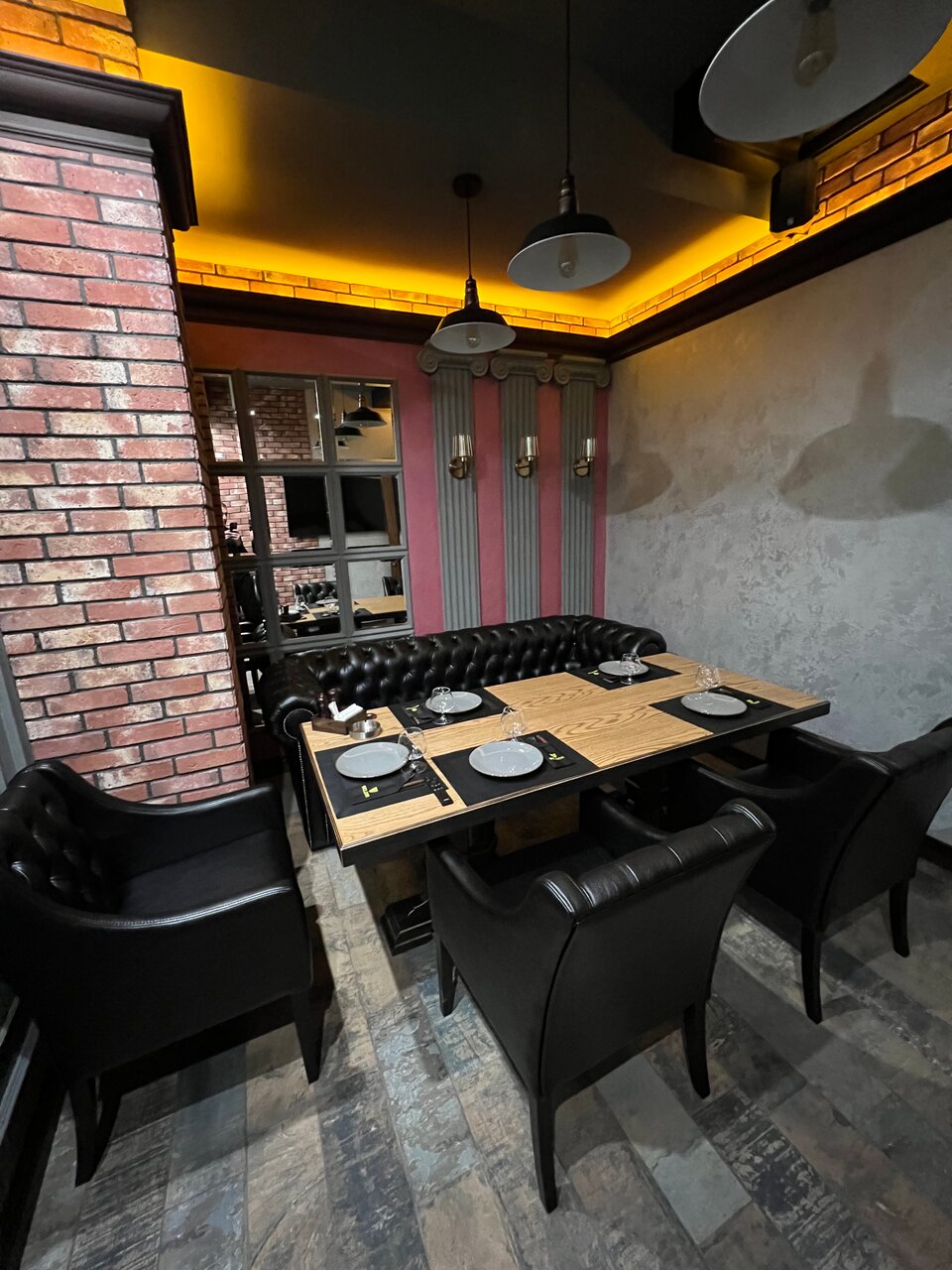 Зал — Belidzhi pub