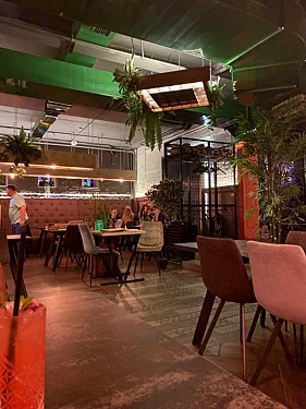К Папе Ha'pizza, Томск — фото площадки