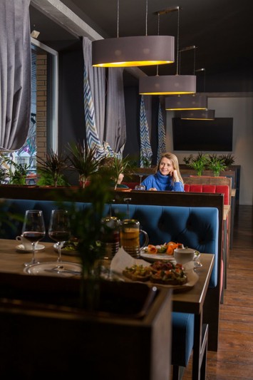 Логотип Resto-место Ближе