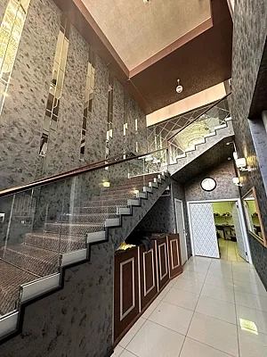 Инфинити, Зал — фото