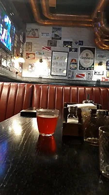 Harat's pub, Зал — фото