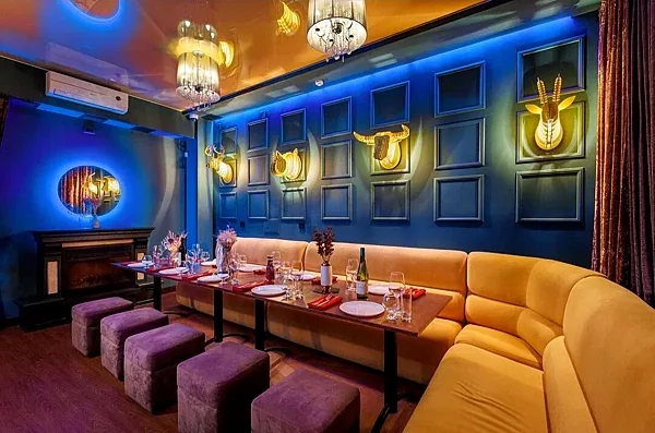 Opera, Зал — фото