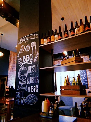 Burger&Grill, Зал — фото